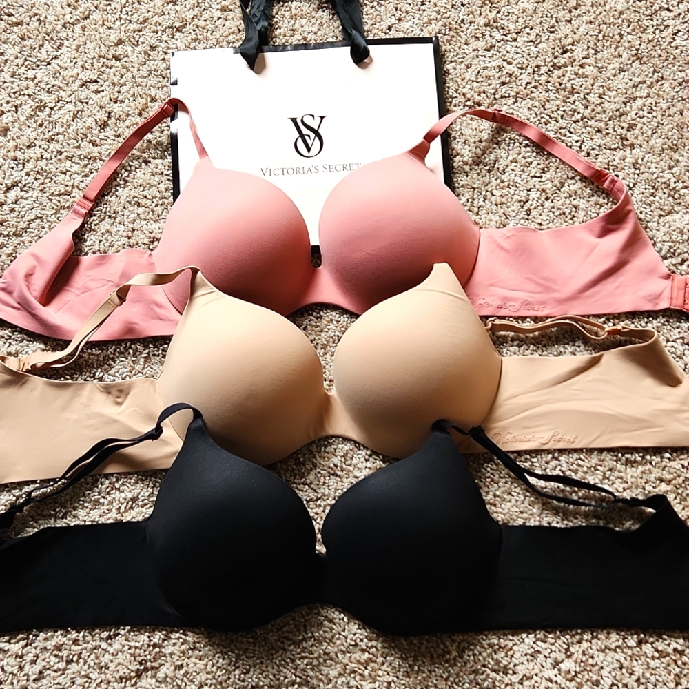 VICTORIA SECRET incredible Bra lot 36C
